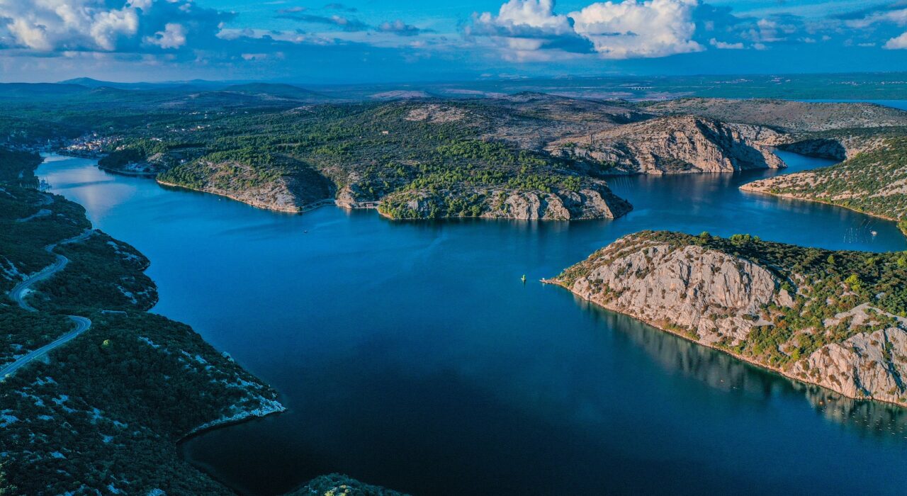 krka waterfalls boat cruise